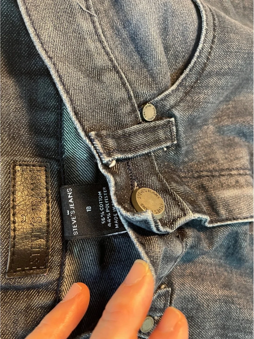 Girls size 10 Steve's Jeans Distressed Blue Denim Jeans with Front Rip Detail